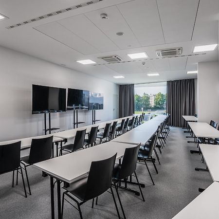 Ea Congress Hotel Aldis Hradec Kralove Bagian luar foto