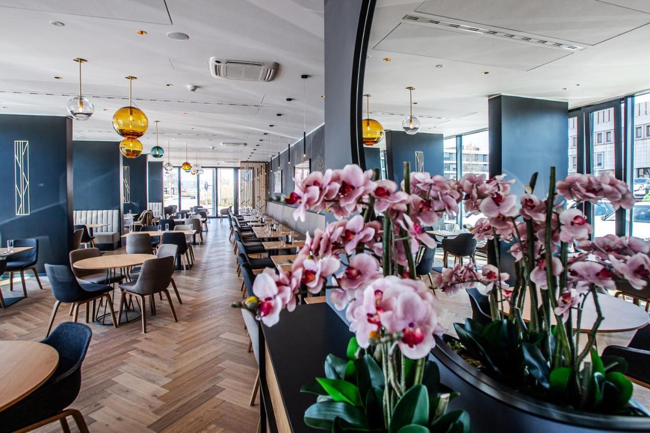 Ea Congress Hotel Aldis Hradec Kralove Bagian luar foto